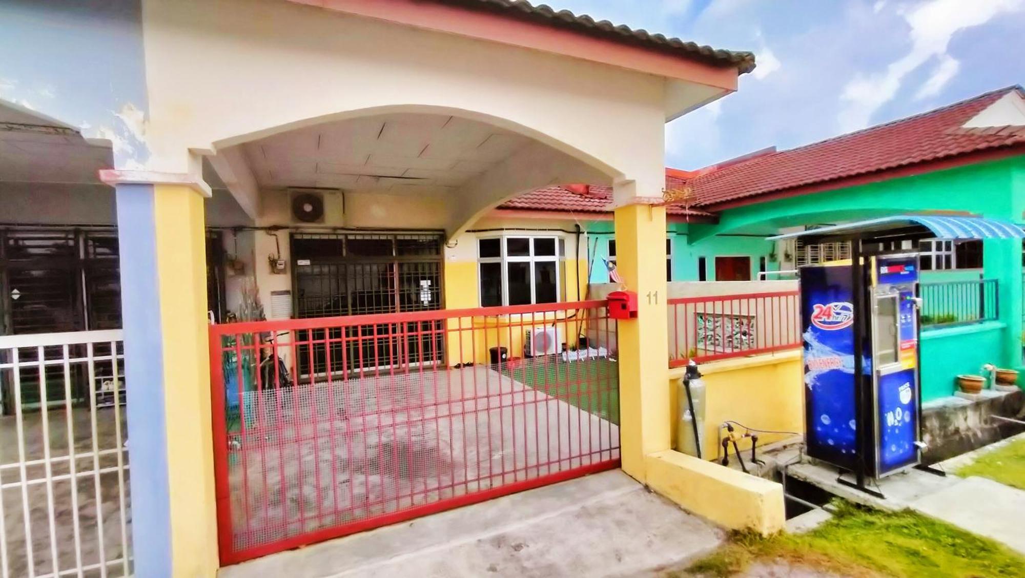Melewar Homestay *